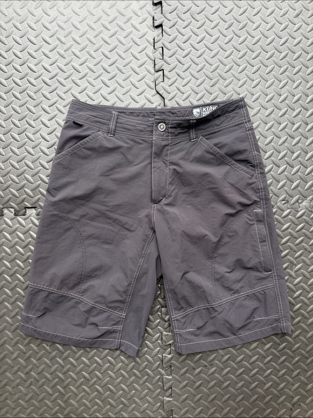 Kuhl Men's Charcoal Performance Hiking Shorts size 34
